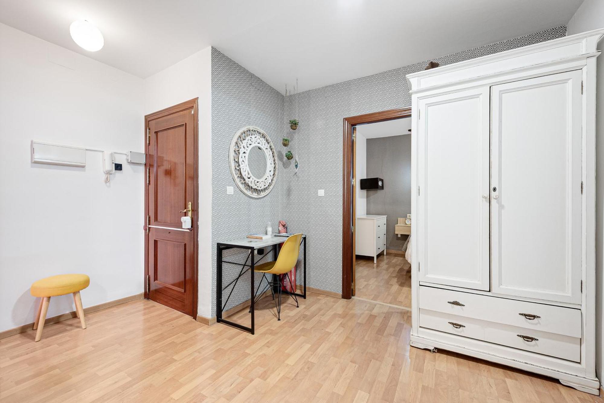 Urbanchicmalaga 2Bedroom Oasis In Historic Malaga Centre Exterior foto